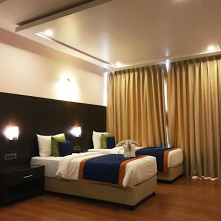 Hotel Central Park Manipal Exterior photo