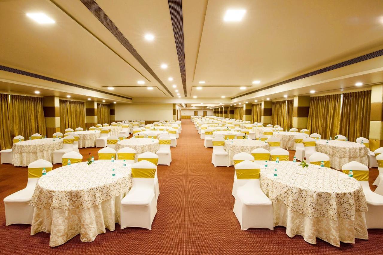 Hotel Central Park Manipal Exterior photo