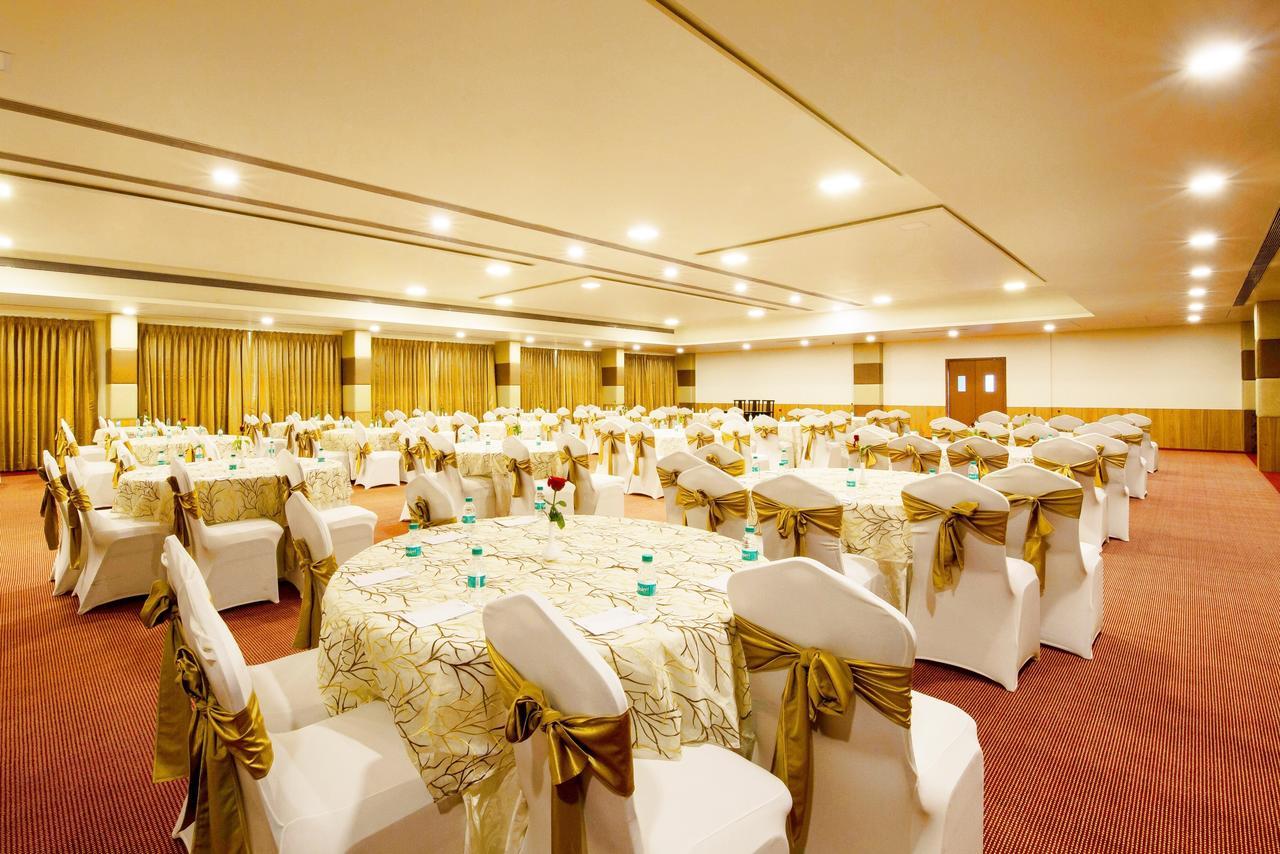 Hotel Central Park Manipal Exterior photo